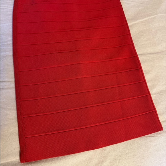 Herve Leger Red Off-Shoulder Bandage Dress - Picture 4 of 10
